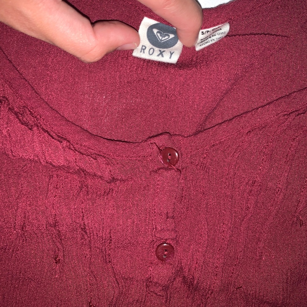 Roxy slightly cropped lace long sleeve maroon top - Picture 4 of 9